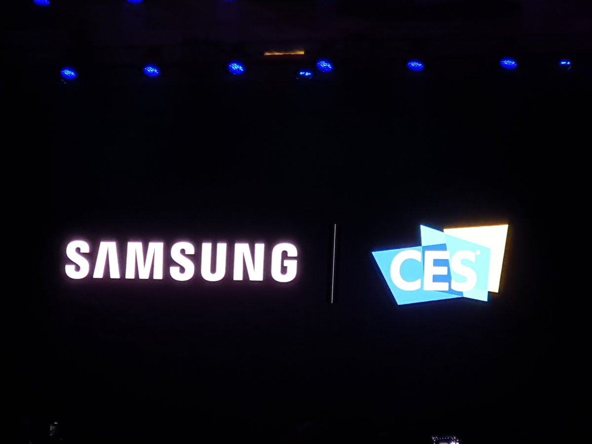 ezchoi's tweet photo. Excited to be in Vegas for #CES2020. Looking forward to the many @Samsung innovation announcements and showcases this week.  

#AgeofExperience  #DrivingProgressTo5GFuture https://t.co/kIB3Cg6CTN