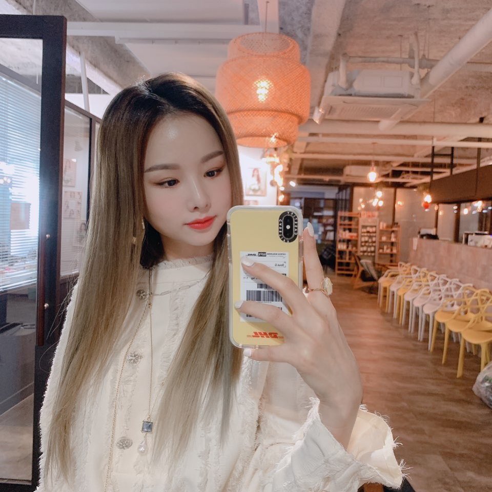 SoulG_Vera's tweet photo. 언니 고마워💛 https://t.co/GfPuxH9SzZ