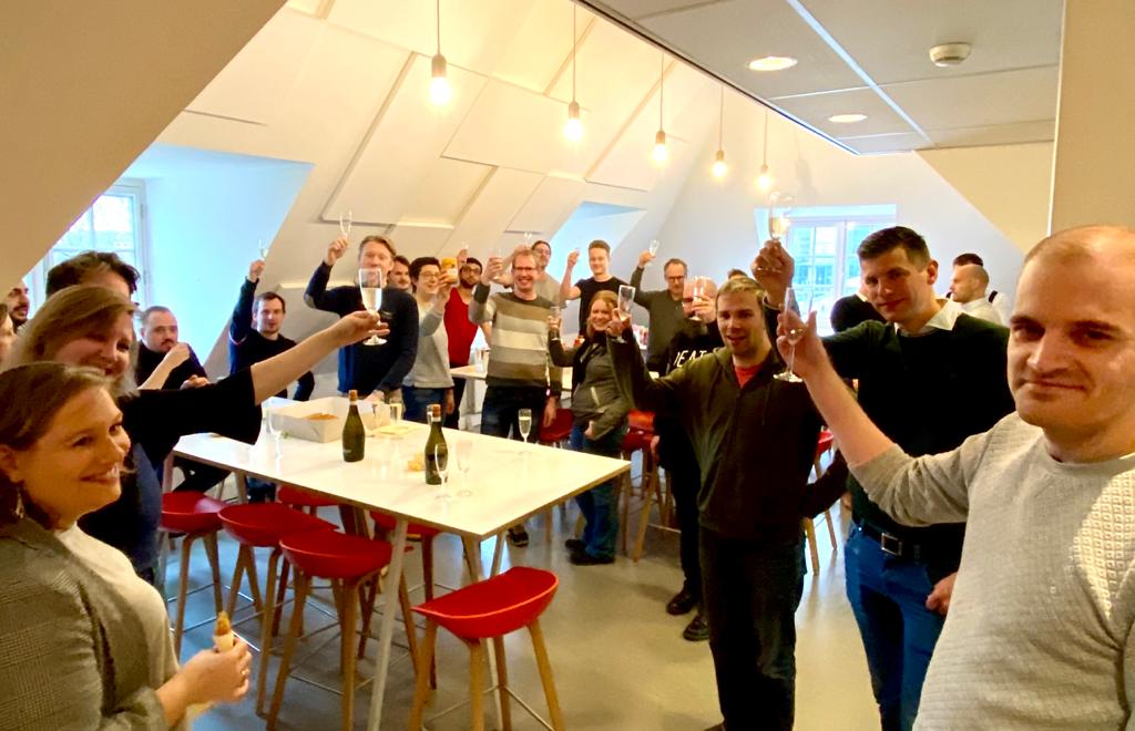 Proost op het nieuwe jaar! Team PinkWeb wenst iedereen een mooi en gezond 2020.