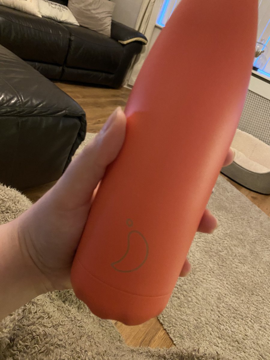 Trying out my new <a href="/Chillysbottles/">Chilly's</a> for today’s #ContentClubUK! 🙌🏻