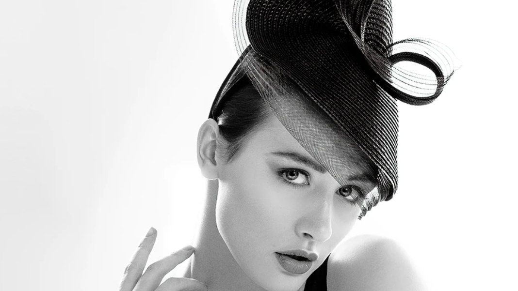 Great start to 2020, Spring wedding bookings are already in full swing, make an appointment to come and try some styles whether you are a bride to be or loved one!  
#lovehats #lovemillinery #hatlovers #couturemillinery #edinburghmilliner #hatshop #hatboutique #bespokehats