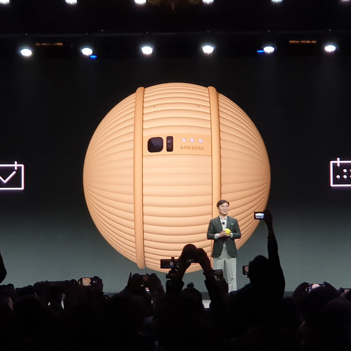 SamsungAU's tweet photo. Samsung’s mission in the #AgeofExperience: 
“To create unforgettable moments that make your lives better, that make a difference for humanity and create a better world for us all.” - President &amp; CEO of Consumer Electronics Division, HS Kim

#Samsung #SamsungTV #CES2020 #Keynote https://t.co/olO95jAzlh