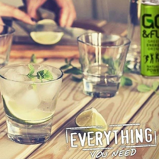 GoandFunChile's tweet photo. ¿Cómo disfrutarás tu Go&amp;Fun hoy? Siente el sabor refrescante y único de la energética verde y pruébala de distintas maneras 🍃🍹💃
.
.
#sintaurina #goandfun #energetica #natural #sinpreservantes #libredesellos https://t.co/WE2yojtCDX