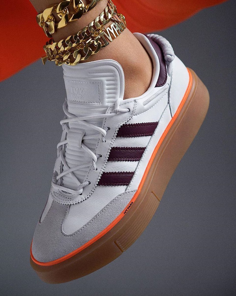 InfoNeomag's tweet photo. The first @Beyonce x @adidas sneaker.
More Here: https://t.co/OkREqggotU
#BeyoncexAdidas #Adidas #ivypark #ivyparkxAdidas @IvyParkInfo https://t.co/ApX2k4gBHf
