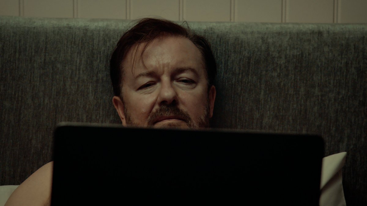 NetflixFR's tweet photo. ”J’en ai plus rien à foutre.” - Ricky Gervais, 2020.

Sa série After Life est dispo et la saison 2 arrive bientôt. https://t.co/hbtuu5kryi