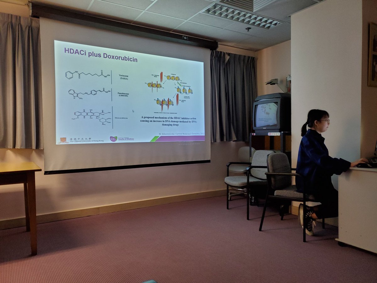herbloong's tweet photo. Our #MPhil student @JoeyZhangYJ presented her work on potential #synergism of #histonedeacetylase (#HDAC) #inhibition &amp; #cytotoxics as novel Tx in #cutaneous #angiosarcomas during #postgraduate #research seminar. Well done! #CUHKSarcoma @CUHKMedicine #sarcoma @CUHKMedicine https://t.co/2RVmSKIHTw