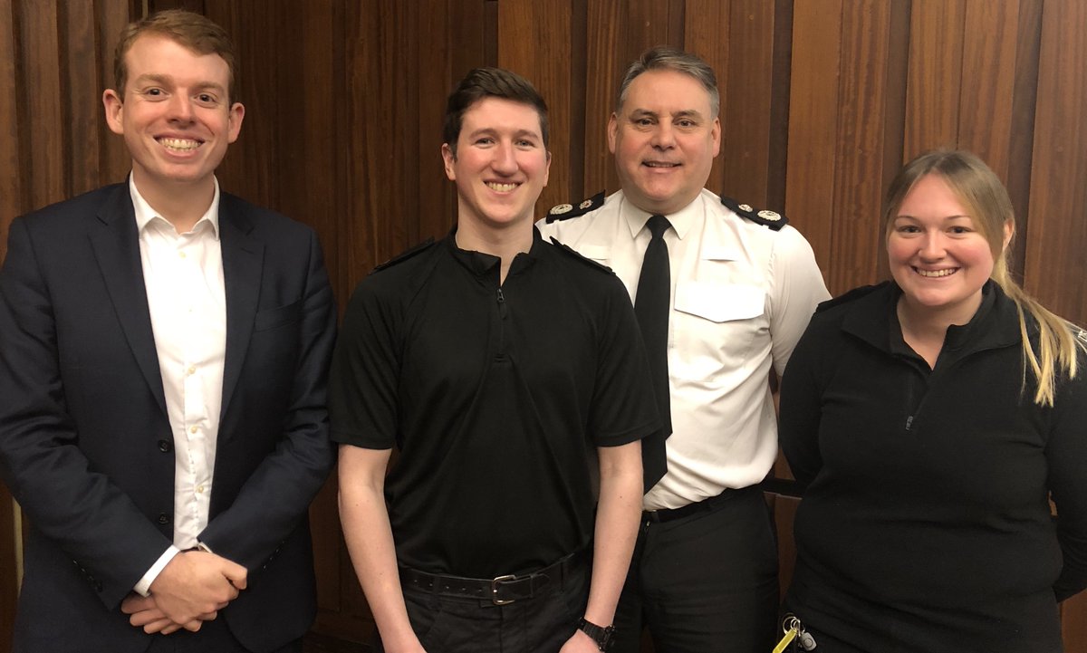 TVP_ChiltSBucks's tweet photo. Three PCs from Chiltern and South Bucks are attending the #TVPJournal Research Conference 2020 at the Centre for Criminology, Oxford University @OxfordCrim. This is about sharing the academic research which is being done within TVP, to refine practice in the future. #P7966 https://t.co/YYYTtvnLEQ
