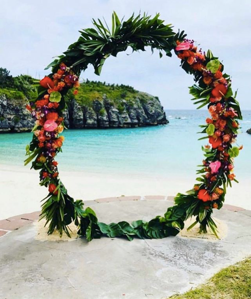 Sharing our followers’ favorite posts from #ido2019 ! 🌸🌺🇧🇲 #destinationweddingguide #ido2020 • Experience distinct wedding luxury and style with pos.li/2eg1v3 an award-winning Wedding Wire Planner!
............
Wedding Planner: <a href="/thetraveli/">The Traveling</a>… ift.tt/2v0NtUt