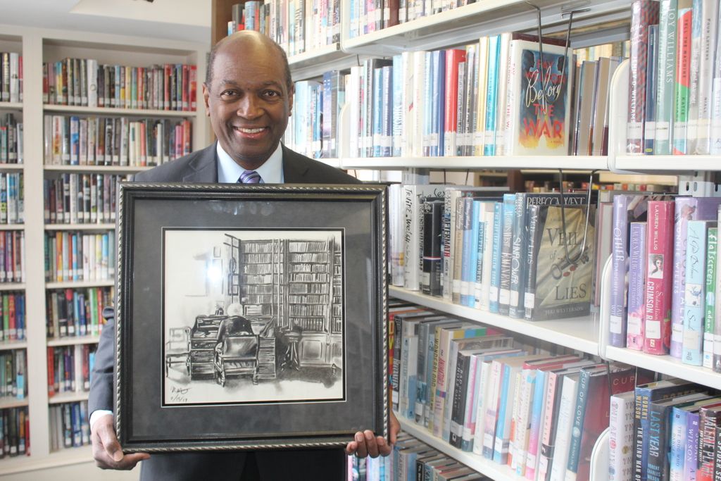 dekalblibrary's tweet image. Visit our Decatur Library this evening from 6:30 to 8:00 for the grand opening of Former NBA player (and current broadcaster for “Hawks Live") Mike Glenn’s “Once He Learns How to Read: A Legacy of Literacy” Exhibit.