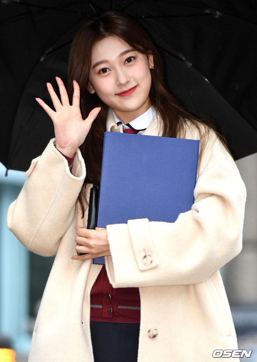 choerryzone's tweet image. 