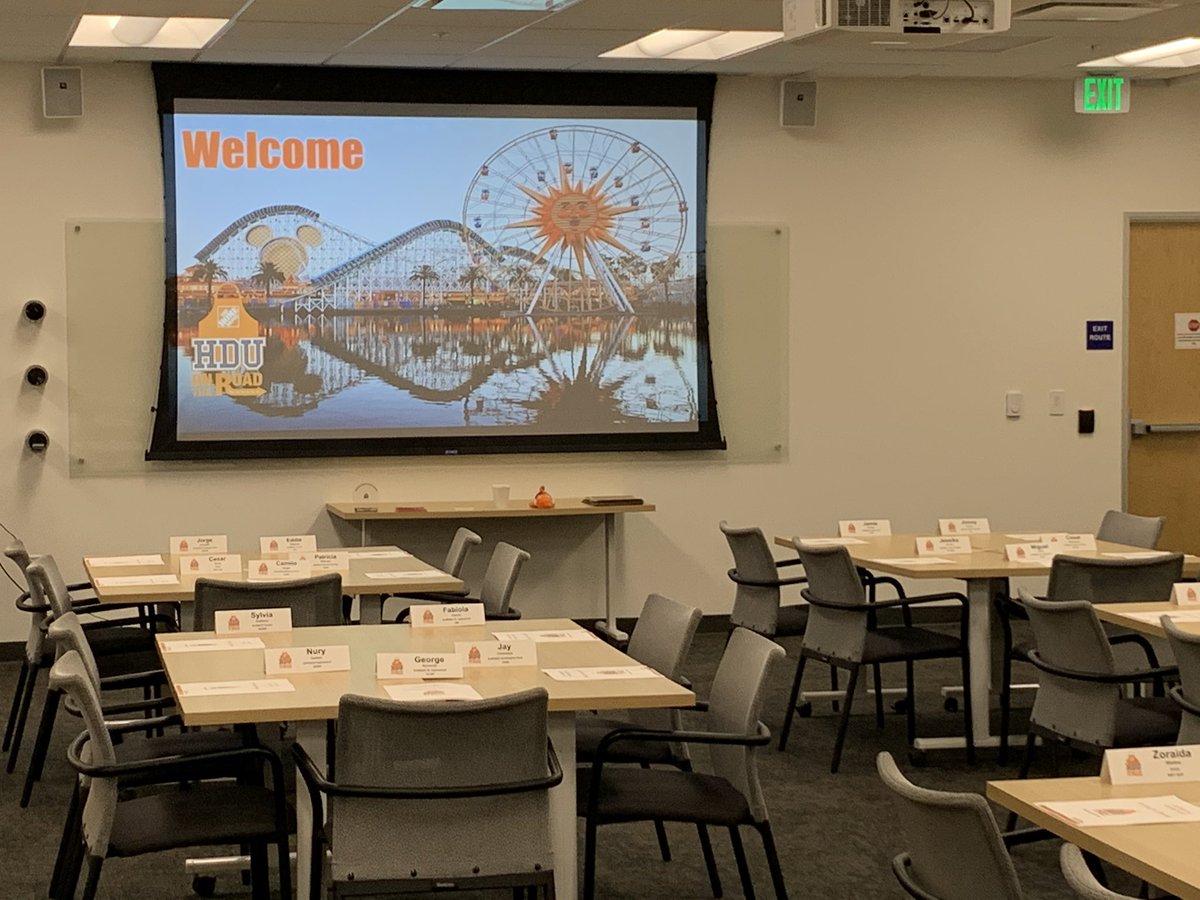 Dennis Riebel tweet media