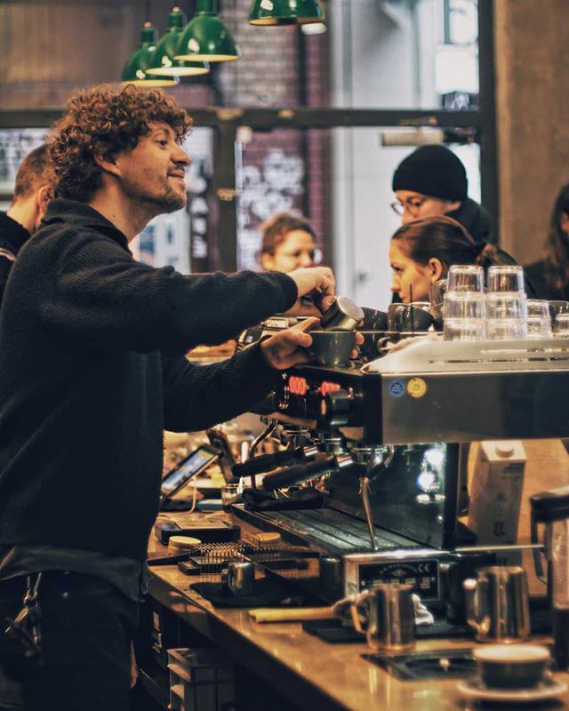 Coffee anybody?
..
.
.
.
.
#coffee #coffeeshops #berlincoffee #coffeeshopatmosphere #barista #kaffee #kaffee9 #coffeeroaster #instatag #instagram #instaphoto #instagood #lifeisgood #kreuzberg ift.tt/2ZWnvhY