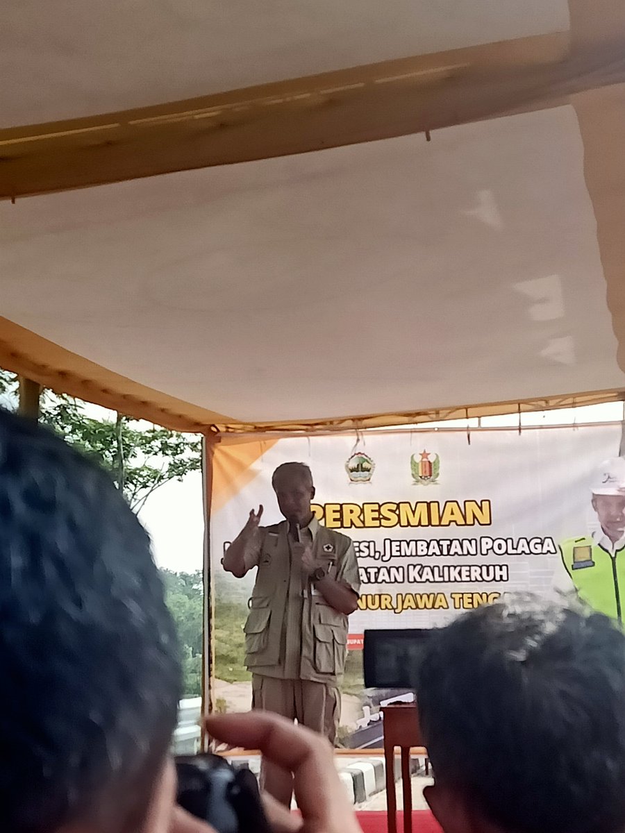 kesesirejo's tweet photo. Peresmian jembatan kesesi, jembatan polaga,  jembatan kalikeruh oleh Bapak Ganjar Pranowo Gubernur Jawa Tengah. Selasa 7 Januari 2020 Di desa kesesirejo bodeh.
@puspindes 
@kabarpemalangID 
@ganjarpranowo 
@pakjunaedi 
@kecbodehpml 
@desa_pintar https://t.co/bz0JLISGdi