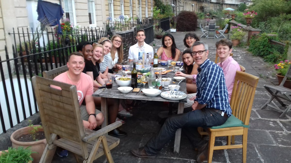 Academy_PBUK's tweet photo. Decisions, decisions! Year 3 med students have you considered integrative medicine @PennyBrohnUK for your student choice placement? Hear your fellow student’s experiences https://t.co/tShD5kZZMY. @BristolMedSoc @GalenicalsS4S @capcbristol @capcteaching https://t.co/Rf5bS13Vy8