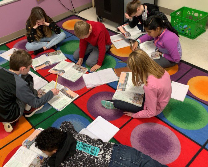 GradeOdell's tweet photo. Becoming experts on NC Economy through Jigsaw groups. @wrodell35 https://t.co/RSEqnQanF6