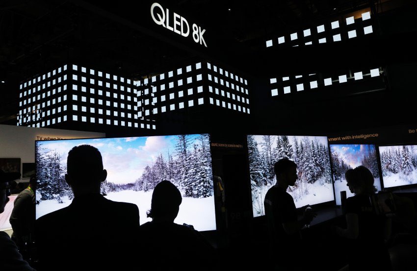 SelectDesignLtd's tweet image. Today is Day #1 of the granddaddy of all trade shows, the Consumer Electronics Show (CES) in Las Vegas. Smash that link and find out what we’re following! #CES2020 

instagram.com/p/B7BRwVbh9Ng/…