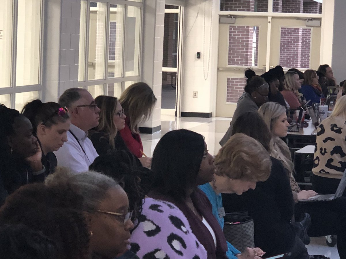 ELivermont_HCS's tweet image. Starting our day with an inspirational message about teaching math by @Lempp5. #HCSExpectExceptionalLearning