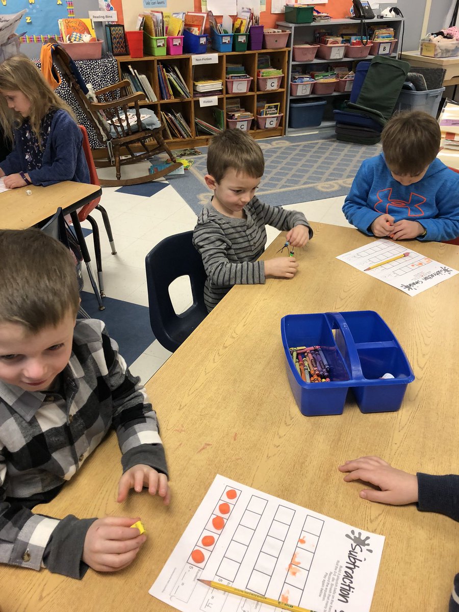 tinacolesms's tweet photo. Subtraction Smash! K &amp; Grade 1 Math! So much fun! @mmuusdvt @SMS_Bolton @AprilDelphia1 https://t.co/CEp0pzPdGL