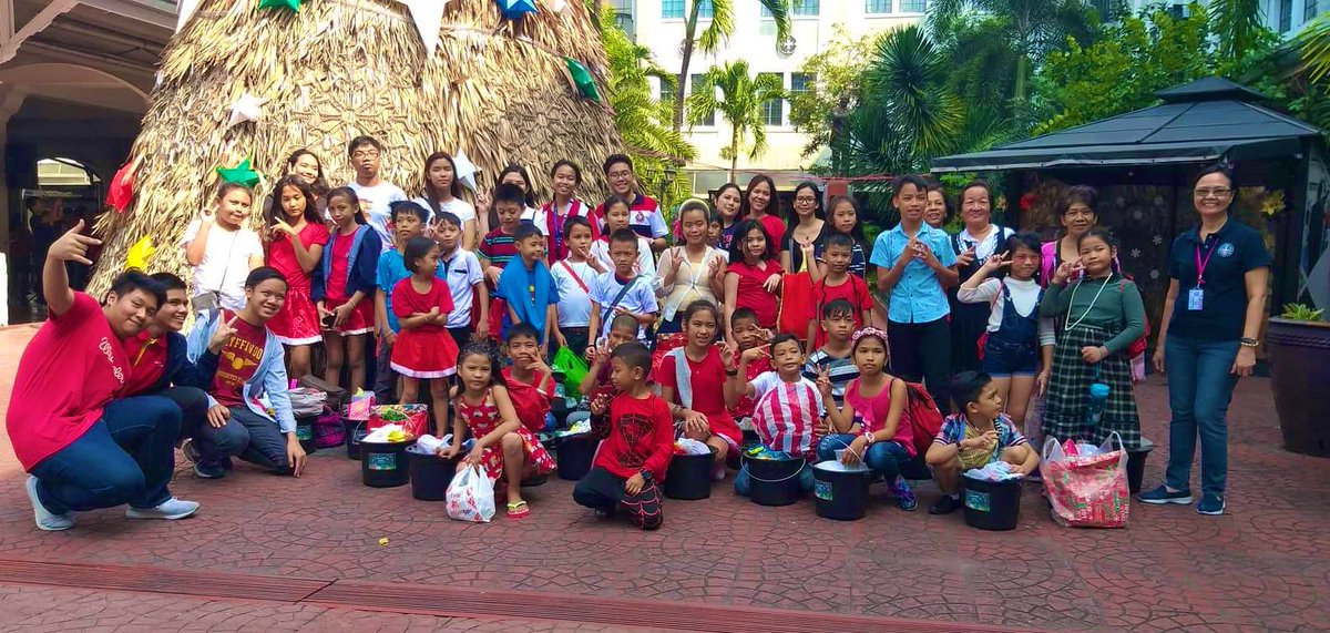 LJHSSG's tweet photo. A token for gratitude and giving💝
For more photos, visit our Facebook page!
#StepUpSquires
#SiempreArriba
#SiempreLetran https://t.co/zmrxmICJKn
