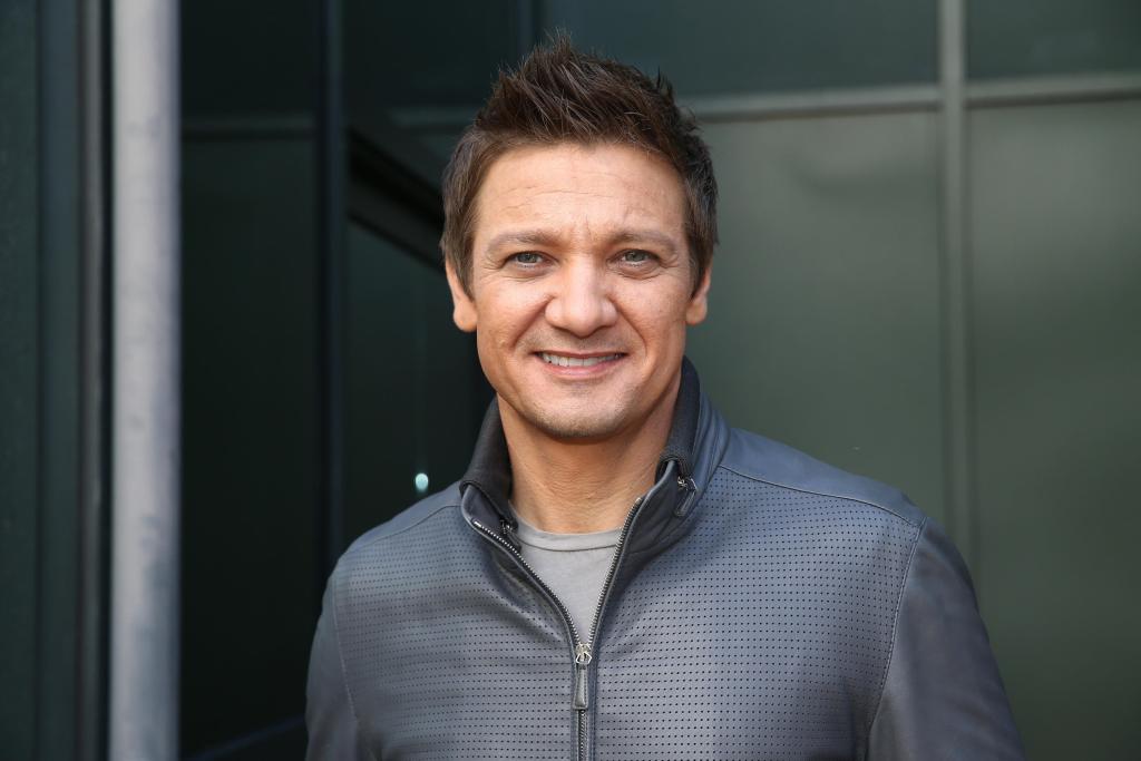 Happy Birthday Jeremy Renner!!  