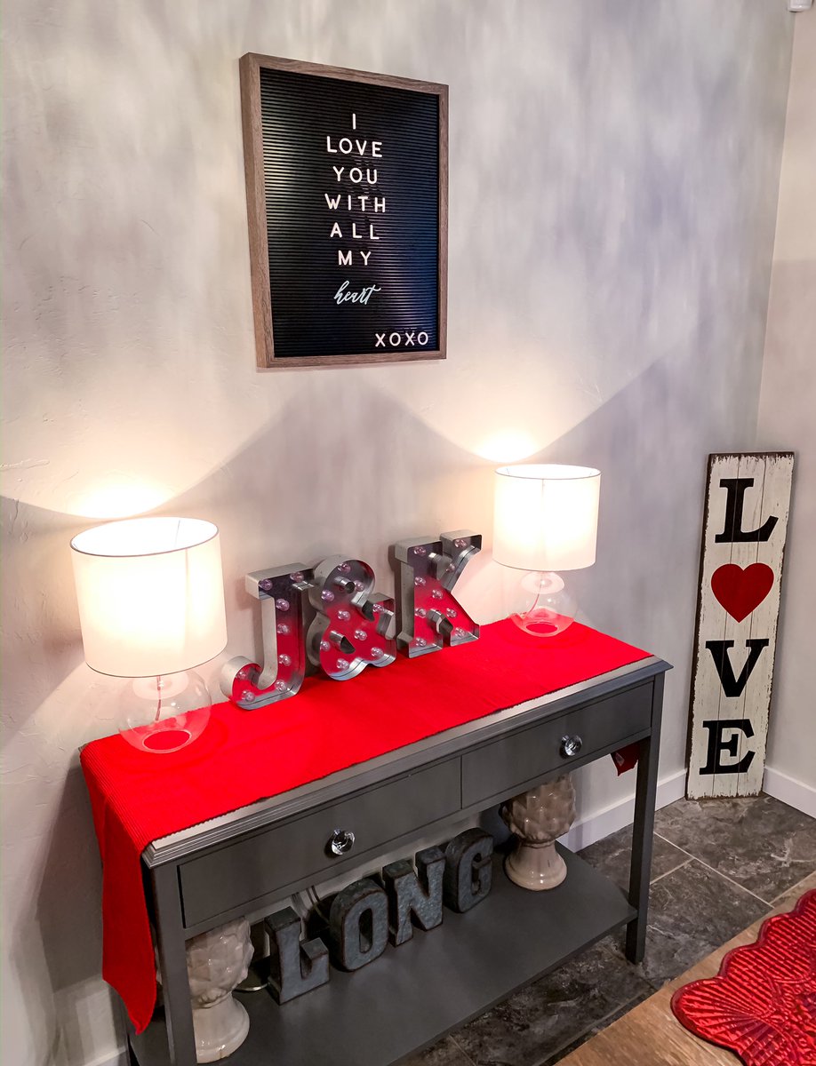 KatyEdenLong's tweet photo. L ♥️ V E • • • • • #ValentinesDay #LongWayHome https://t.co/aZKaKN5KK0