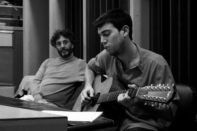 MundoPaezz's tweet photo. Fito junto a Mateo Sujatovich (Conociendo Rusia) durante las grabaciones de “Canciones para Aliens”, año 2011. 

Este año comparten grilla en el @BuenaFestival ¿Ya tienen sus entradas? 😍🎶

📸 @ShaviAlli https://t.co/yFTjzsJjOc