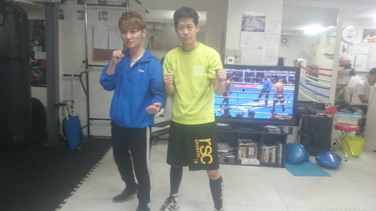 kinjshi's tweet photo. 今日は、葛飾区金町の熊野ボクシングジムにあべさんに武者修行連れていってもらいました❗会長さんもとってもいい方で楽しかったです❗
筋肉痛がヤバイ😞💦 https://t.co/vx1vZK0VAh
