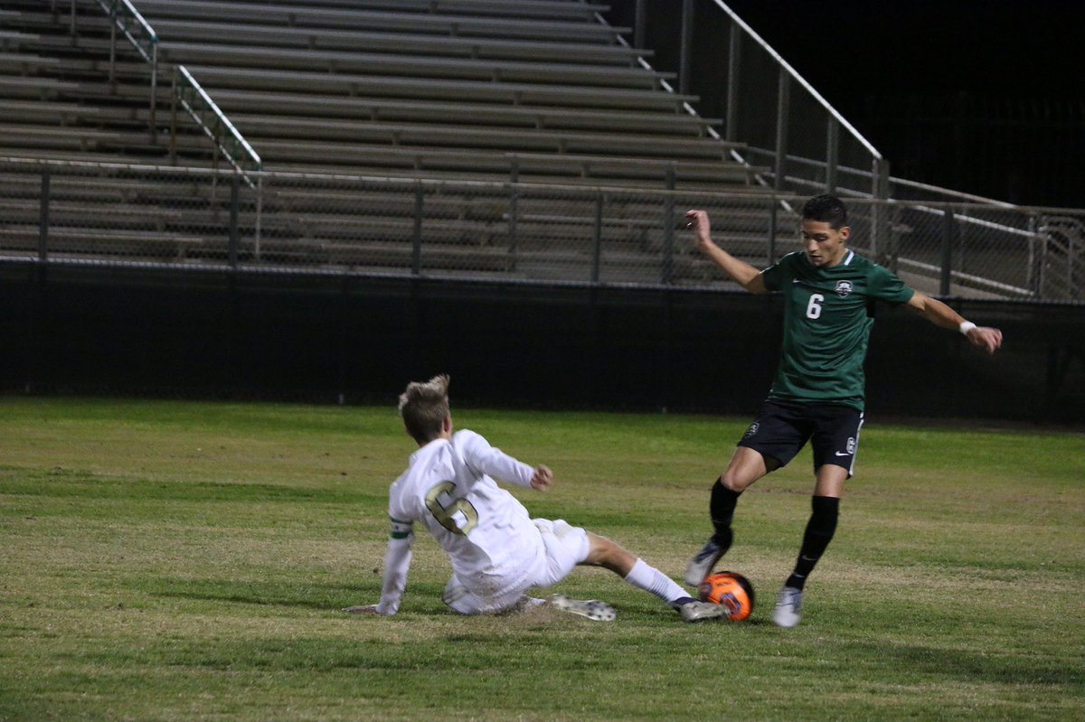 FCSkylineSoccer's tweet photo. Happy 18th Birthday to one of our captain Brevin Dorsey!
We wish you nothing but the best Brevin! 🎉🎈 https://t.co/d44EfOloS5