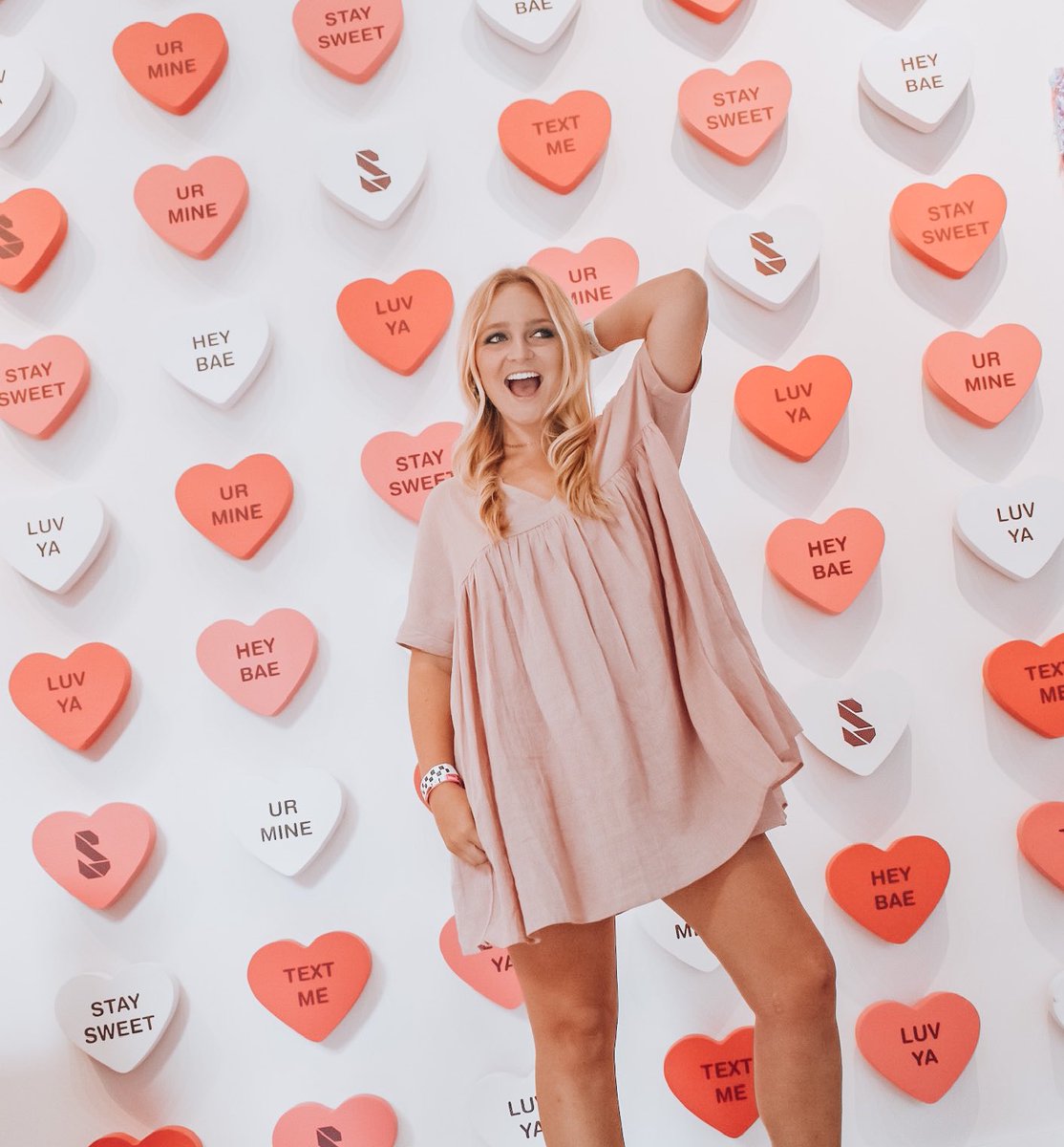 AXiDThetaLambda's tweet image. we get to see each other tomorrow, love that for us 💕