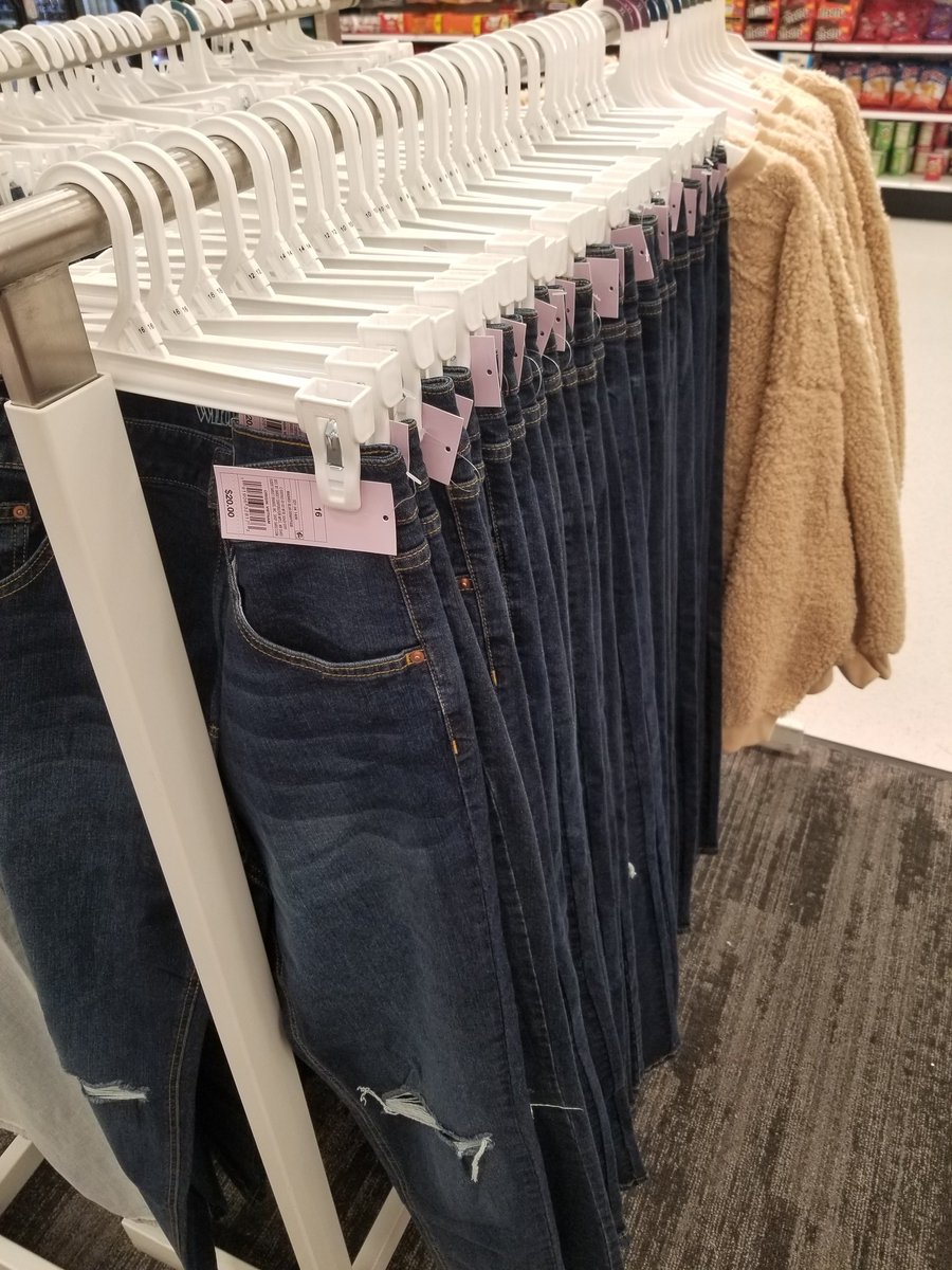 That edging though 👀 #T1502 #stylestandards <a href="/DanielleChenier/">DanielleChenier</a> @relentlessind @tracyacurry1 <a href="/salamlazkani/">salamlazkani</a> <a href="/T1502V/">T1502VMVinnie</a>