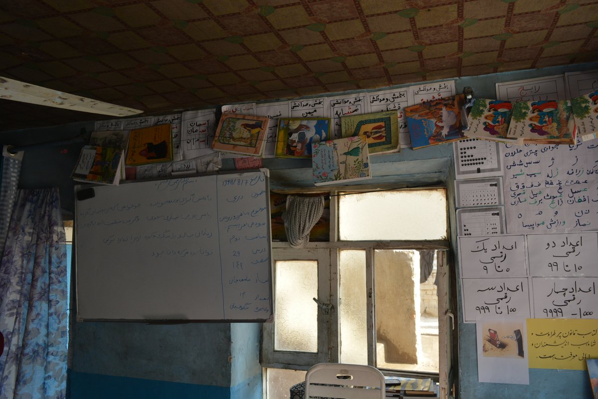 Samia's Classroom: The inside of one of our adult literacy classrooms in a rural area, part of the #AfghanistanReads program. cw4wafghan.ca/afghanistan-re…