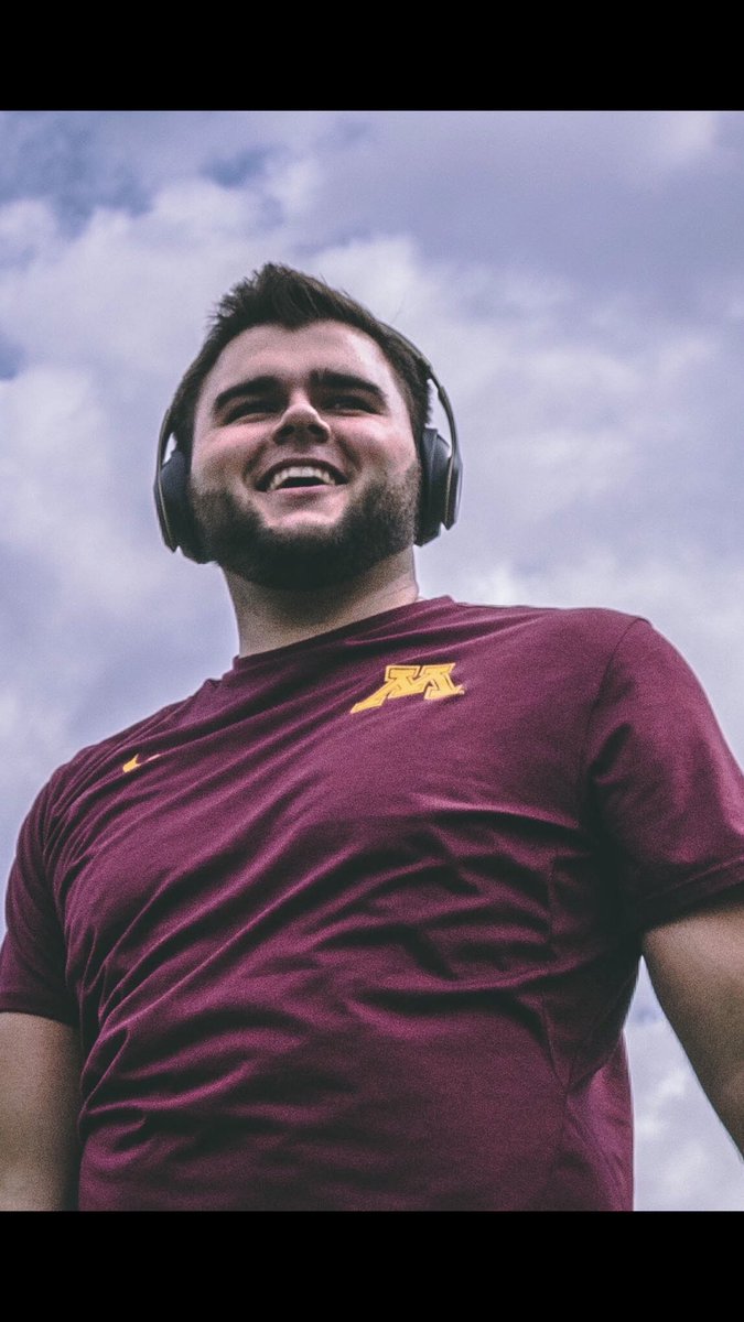 KSass74's tweet photo. Row the Boat, Ski-U-Mah, Go Gophers. ❤️〽️ https://t.co/F8PBXkSi9U