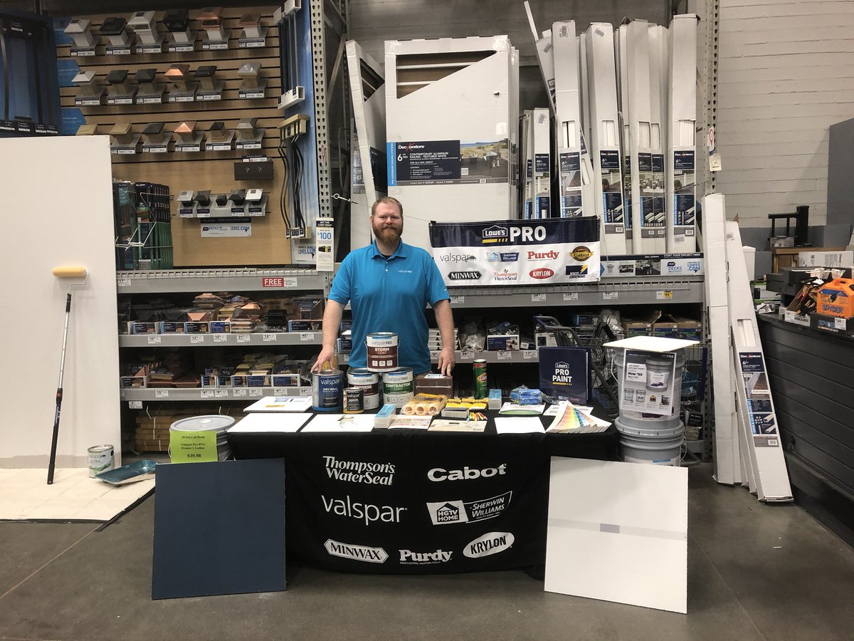 kfloy1's tweet photo. Thank you Adam for spending the next three days with us doing paint demos for our pros! #store1037 #20daysofdeals @BlueBoxR1 @AndrewKush4 @sherita67097542 https://t.co/gcV2L92Ner