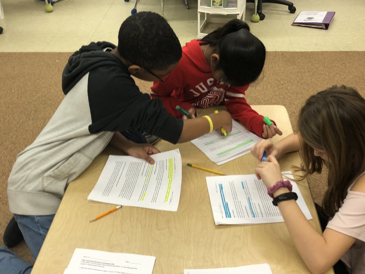Rawstromsclass's tweet photo. Building background on slavery and the Underground Railroad... we are Beginning with the End in Mind! #7Habits #LHEpride https://t.co/HeXusOSEnX