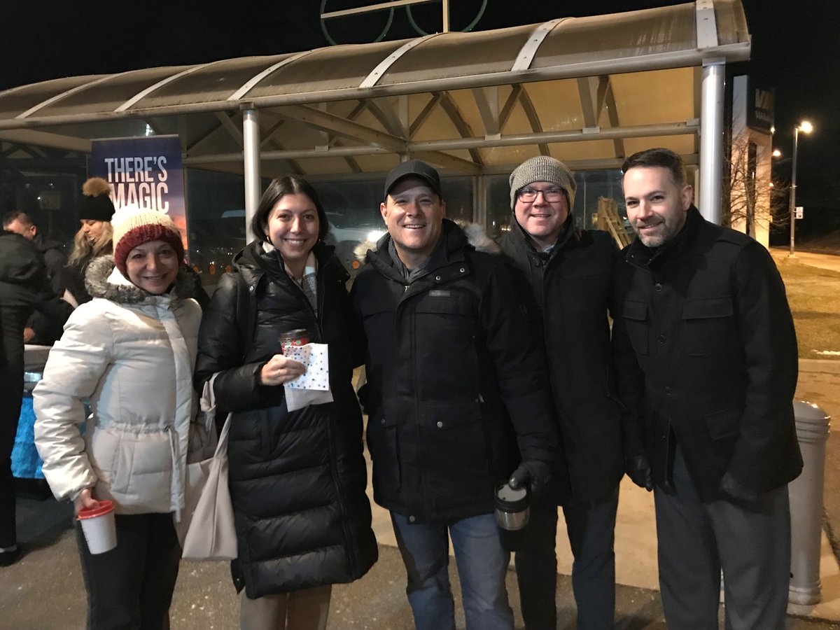 On the first anniversary of daily <a href="/GOtransit/">GO Transit</a> service in Niagara #TeamSTC was out surprising commuters waiting for the 5:45 a.m. train with ☕ coffee and <a href="/beechwoodinfo/">Beechwood Doughnuts</a> 🍩 doughnuts. Thank you 🙏 to everyone who is making this a success!
-
#ourhomestc