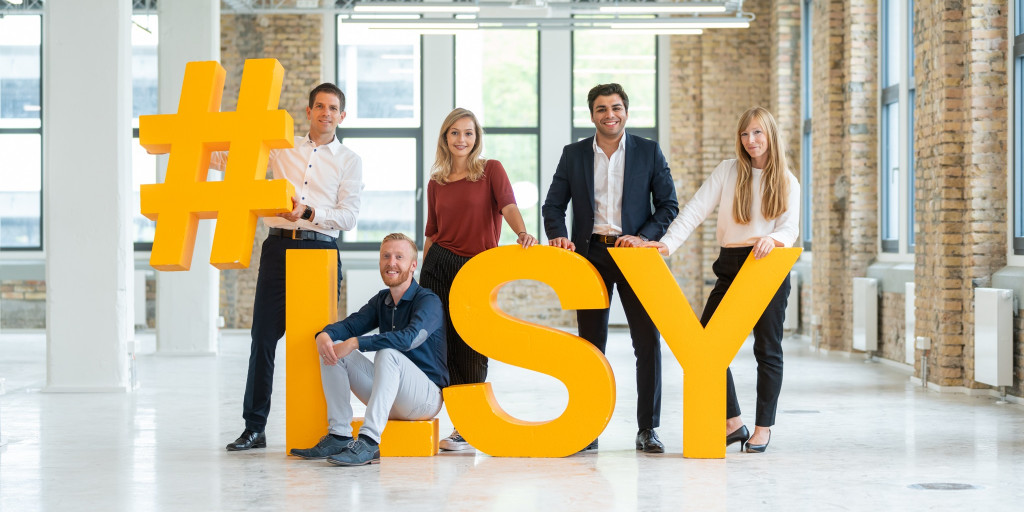 LH_Systems's tweet photo. 2020 here we go! Throughout the new year, Lufthansa Systems will be looking for around 200 IT specialists worldwide. Interested? Keep an eye on https://t.co/IWBEfkG3Gk
#wereintoIT #LufthansaSystems #JoinLufthansaGroup #OurPeopleAreOurBrand
https://t.co/7sKP822KlD https://t.co/nR7VNiAauL