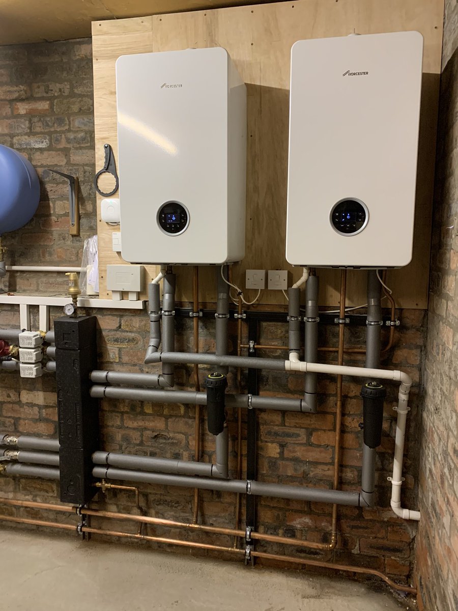 agosto1968's tweet photo. @WorcesterBosch @googlenest #beautfulbeast almost finished this project, taken a while as I was on it on my own. Happy client
#worldplumber #pipeporn #proudplumber https://t.co/vkyFqrPQX1