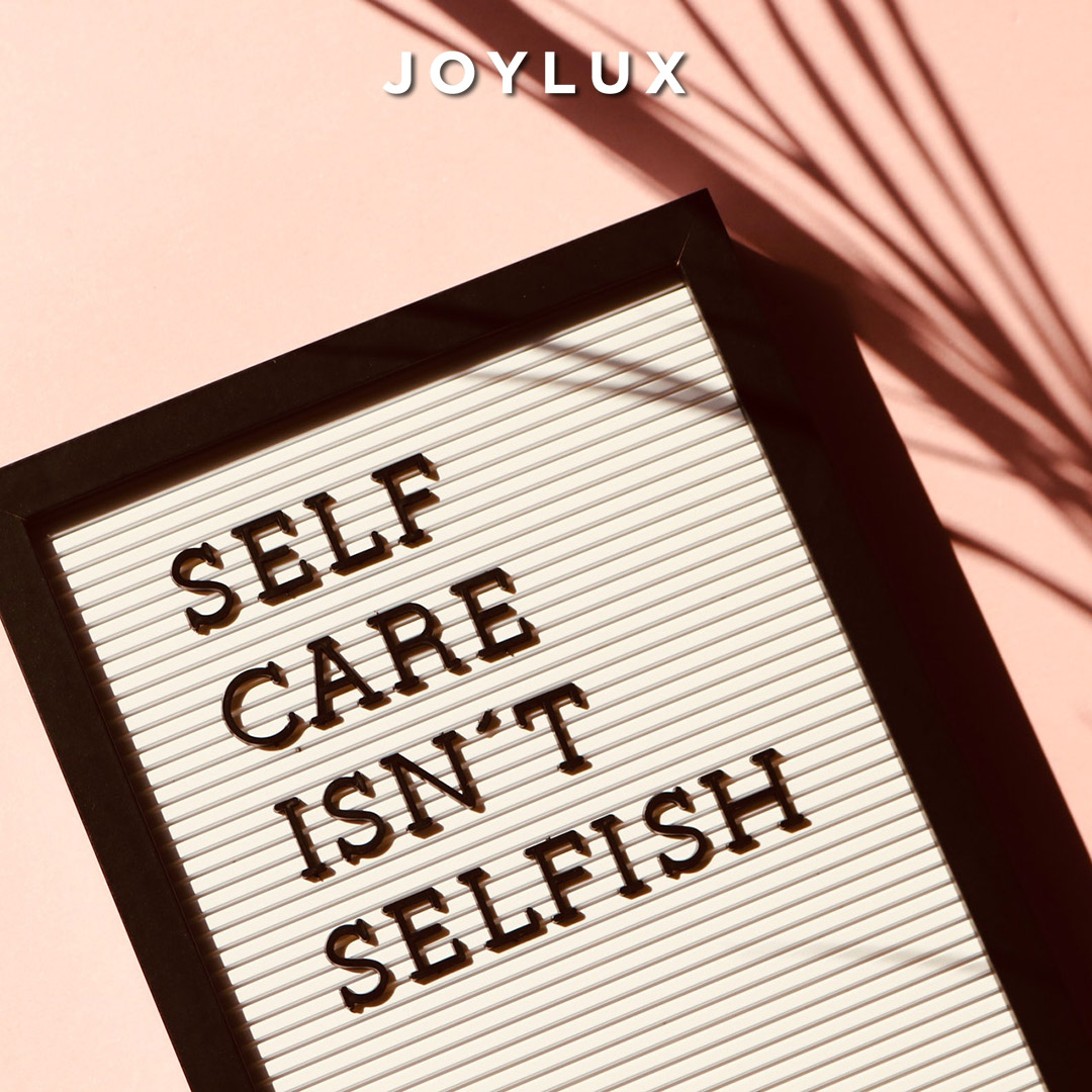 Joylux tweet media