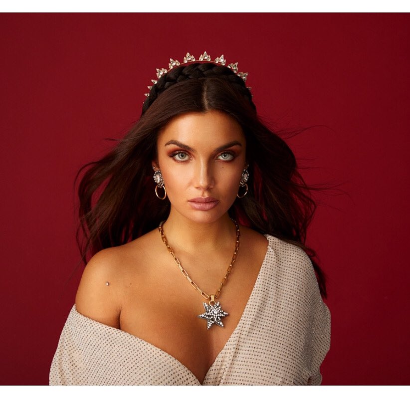 ElettraLambo's tweet image. 🎼❤️MUSICA ❤️ e il resto scompare!!! ❤️🎼. Non posso dirvi molto, ma preparatevi che quest anno a Sanremo... si balla!!! 🤩🥳❤️🎼 #MUSICA #Sanremo2020