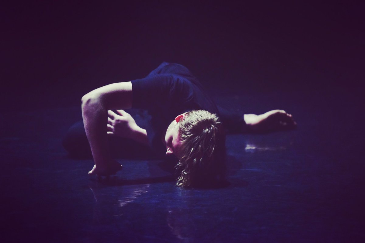 Memories of @ndcwales Youth Dance Night @theCentre in December. Here is Luke (BA3) in Artificial Clarity. #DanceInWales #UWTSDDance #WelshDance #DanceTraining #DanceTrainingInUK #Ballet #ContemporaryDance #Choreography #Repertoire #DanceHealth #DanceScience #DawnsCymru