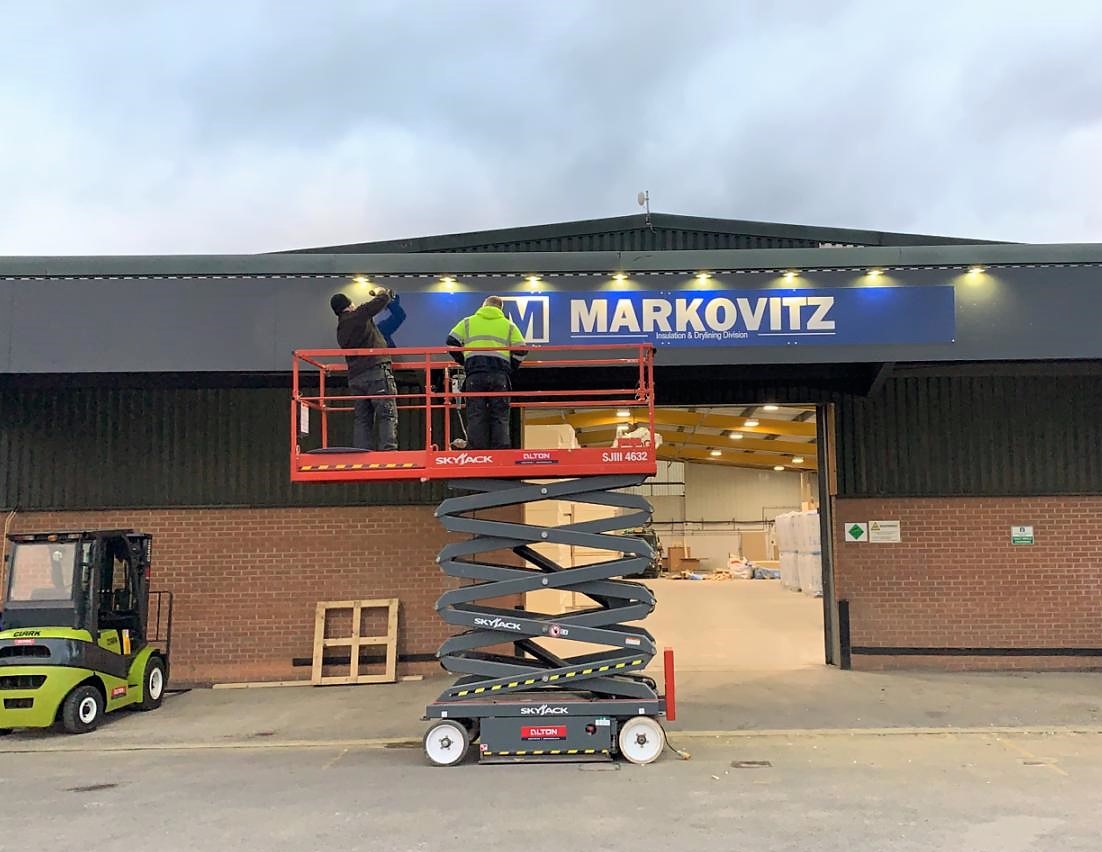 MarkovitzLtd's tweet photo. Our NEW Insulation & Dryliningdepot in Chesterfield is nearly ready! 🎉🙌
#insulation #drylining #markovitz #chesterfield #wearehereforyou https://t.co/e5QixjrbSe