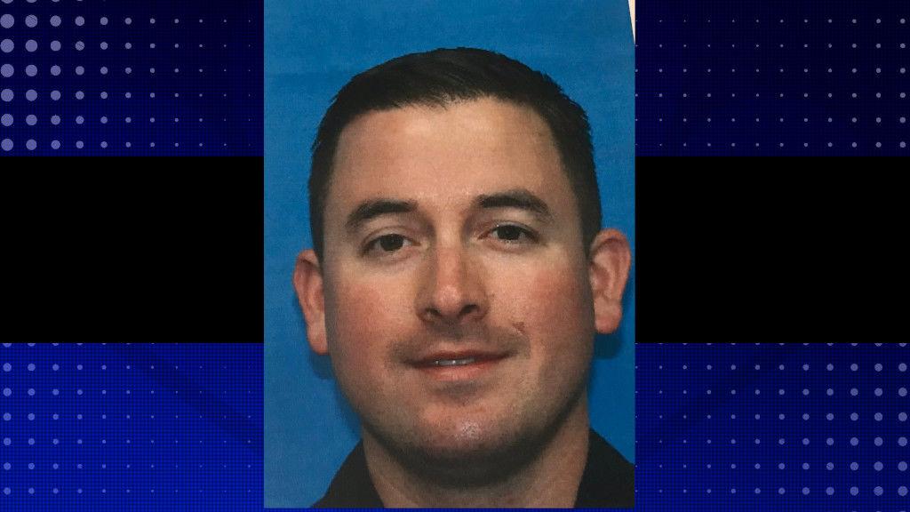 WSMV's tweet photo. Hendersonville Police and the community are coming together today to say their final goodbyes to Officer Spencer Bristol. 💙 #Blue4You https://t.co/H453768YC4 https://t.co/esOC1kMqe2
