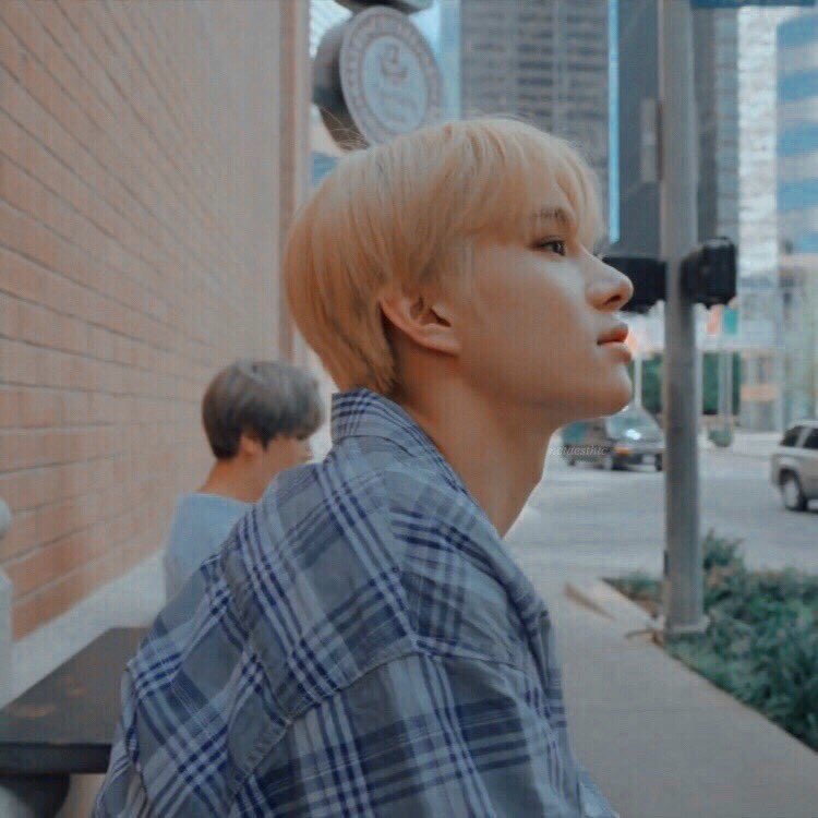 [ 007/266 ]→ already the 7th of january and!!! still no jungwoo .