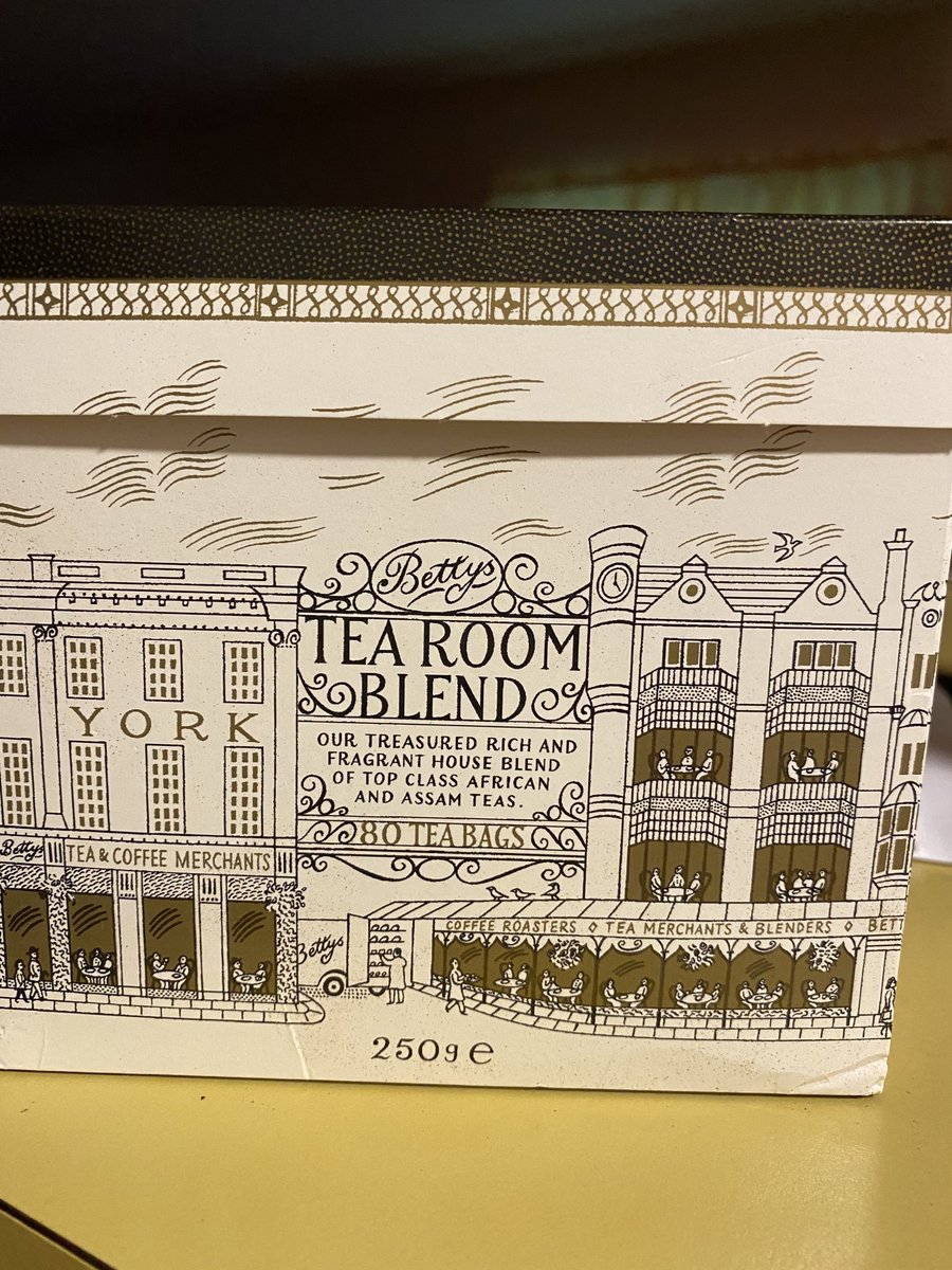 Peggiesgirl's tweet photo. The sheer bliss of really good morning tea here in CA https://t.co/XQxjYIKyll