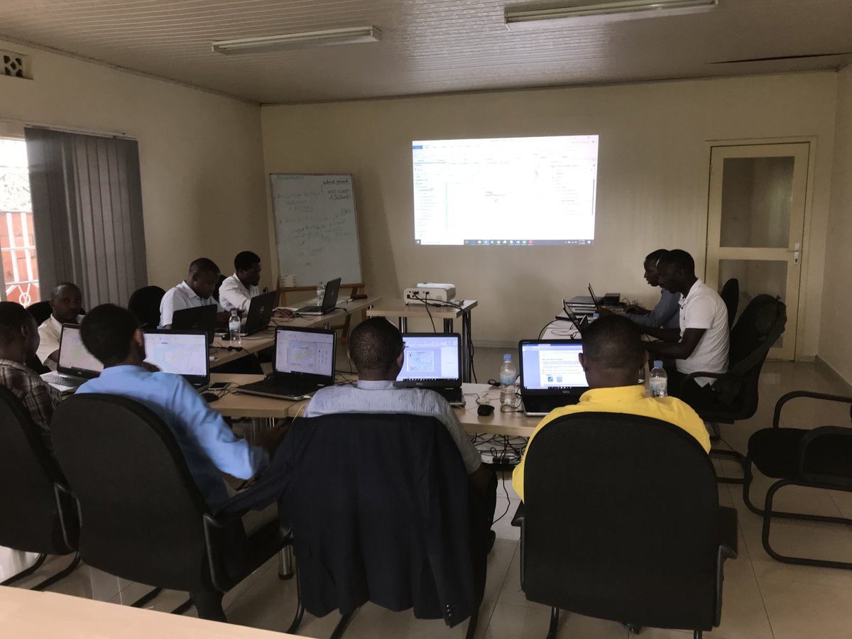 esrirwanda's tweet image. Today was the closing day of a two weeks training to the EDCL engineers on the Introduction to #ArcGISPro and Collector for ArcGIS #ArcGISApps for Electricity Network Mapping, in collaboration with NPD Ltd @reg_rwanda #GIS #esritraining #GIStraining