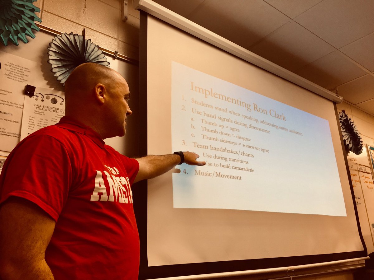 FrackLindsay's tweet photo. I love this! Iโll be implementing โHand signalsโ vs. โHands up.โ *Respect other studentsโ comments, opinions, and ideas. @ronclarkacademy #essential55 #big3 #studentengagement #olathelearningtoshare #pdrocks https://t.co/JLUqS7NEHA