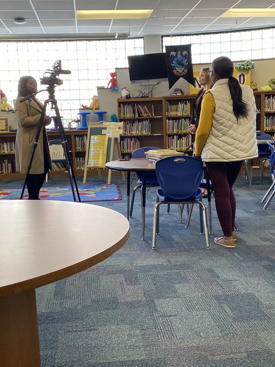 NWES_Library's tweet image. How cool to have @KVUE here @NorthwestES doing an interview about all the great things we are doing not just for our students but for our parents!! Way to go STARS!! #pfisdlibraries #NorthwestROCKS