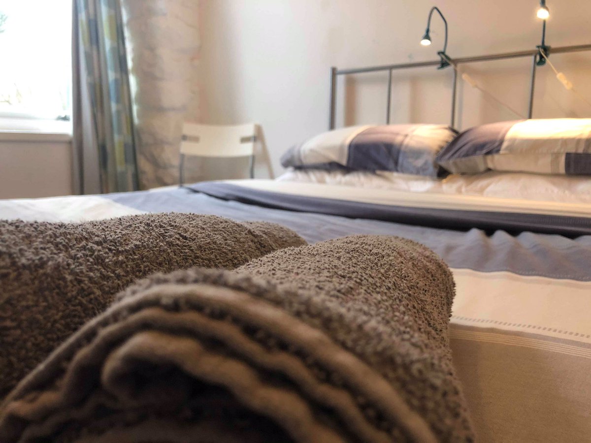 Hartfield_House's tweet photo. We are converting some of our rooms to provide en-suites for the new season! Get booking now to avoid disappointment: https://t.co/8G6Sw9eU44 #hartfieldhousehostel #applecross https://t.co/mdj1pGdgLG