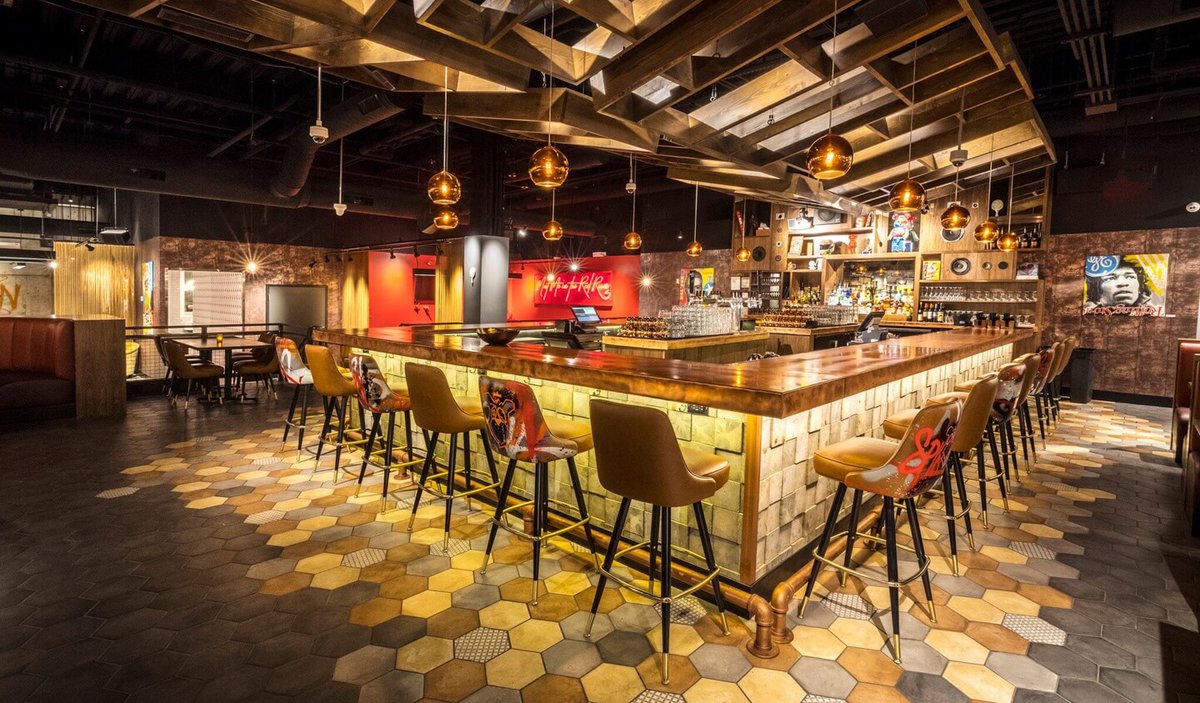 NetworkNTheCity's tweet photo. Tonight is on! Come join us for #networking and fun at SPiN Philadelphia

Register Now! https://t.co/pcyWrO3V2x

#philly @MainLineChamber #smallbusiness #CenterCityPhilly #SmallBizPHL #GoodBizPHL #phillybiz #networking #philadelphia #womeninbusiness #latinophilly https://t.co/fckhrYbSwa