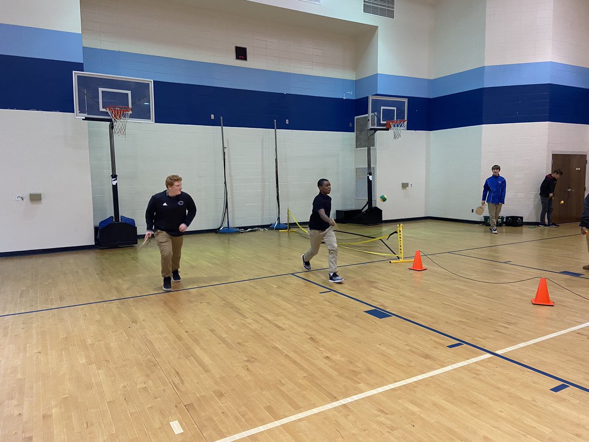 _CoachGMaddox's tweet photo. Day 2 Pickleball Unit..Working on the forehand and backhand shot..Open and close door concept #pickleballunit #EmpowerCMS #CMSPE @jenajonescms @jackscms @AshleyGableCMS @Cburgmiddle https://t.co/JqJjKycVE2